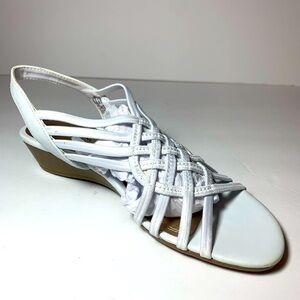 Laura Scott White Woven Sandals